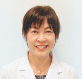 健美鍼灸院
                          院長 姚麗（小檜山 麗）さん